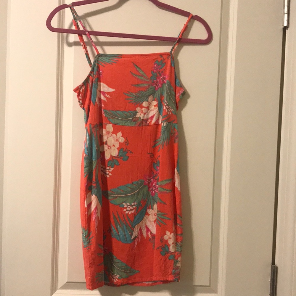 Women’s/Juniors Tropical Dress